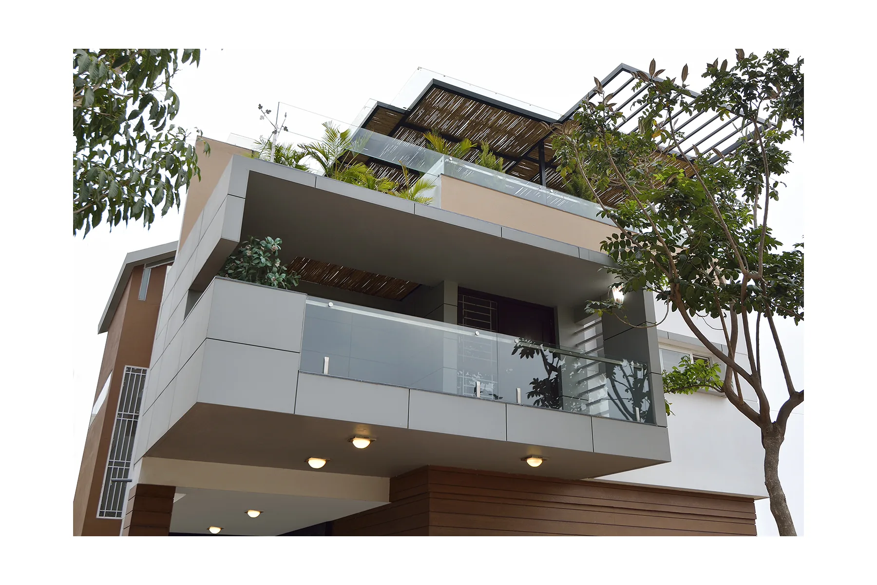 Sudheer Residence, photograph 1